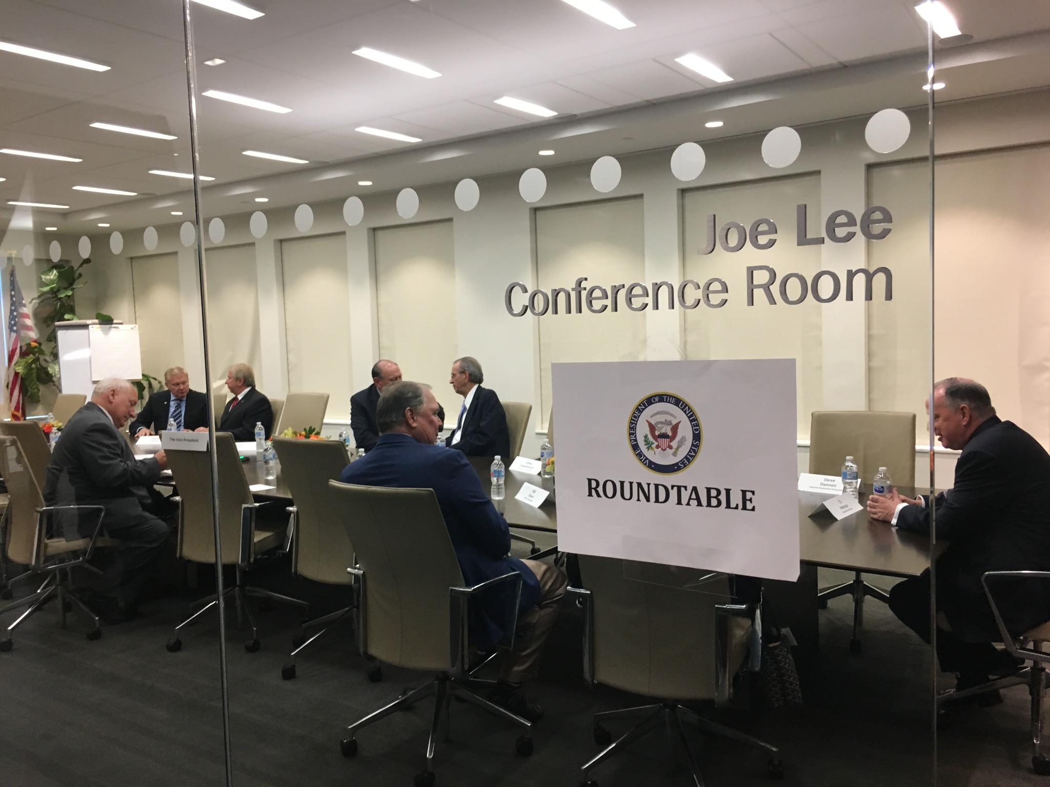 Government roundtable meeting